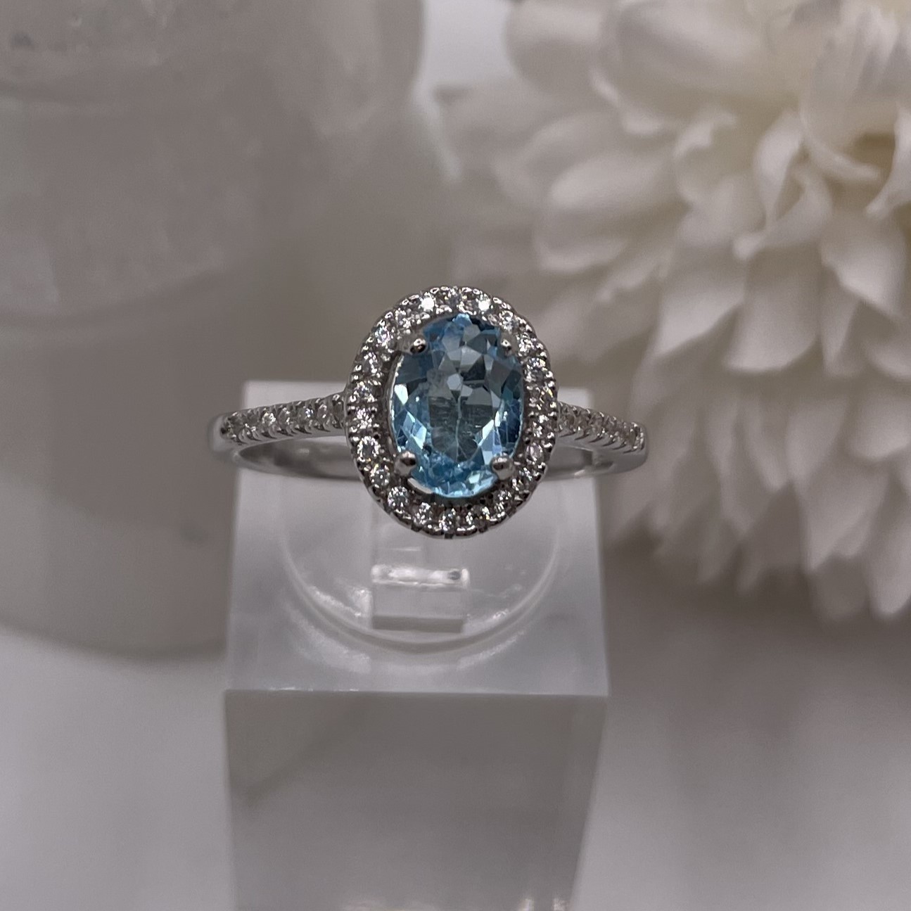 Blue Topaz & Cubic Zirconia Ring (Size 8) - photo 5