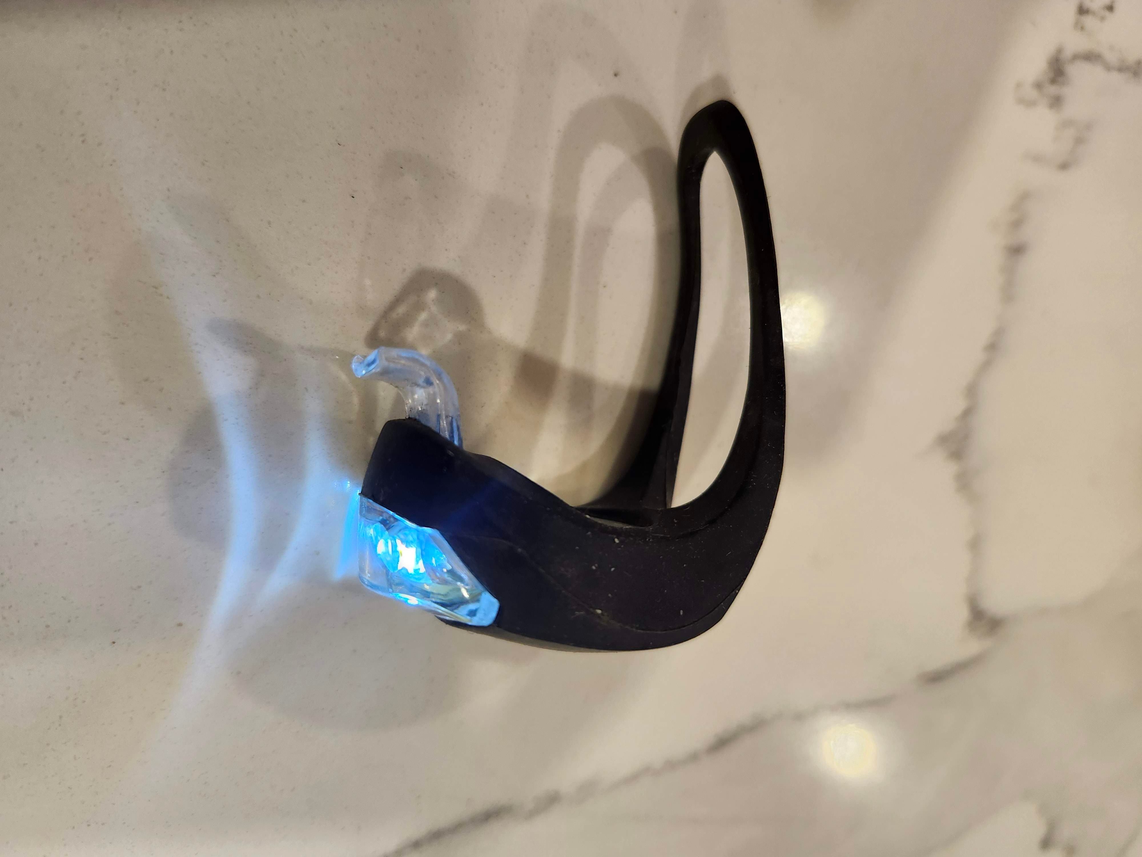 Silicone LED Bike Light for Front or Rear (Waterproof) - photo 2