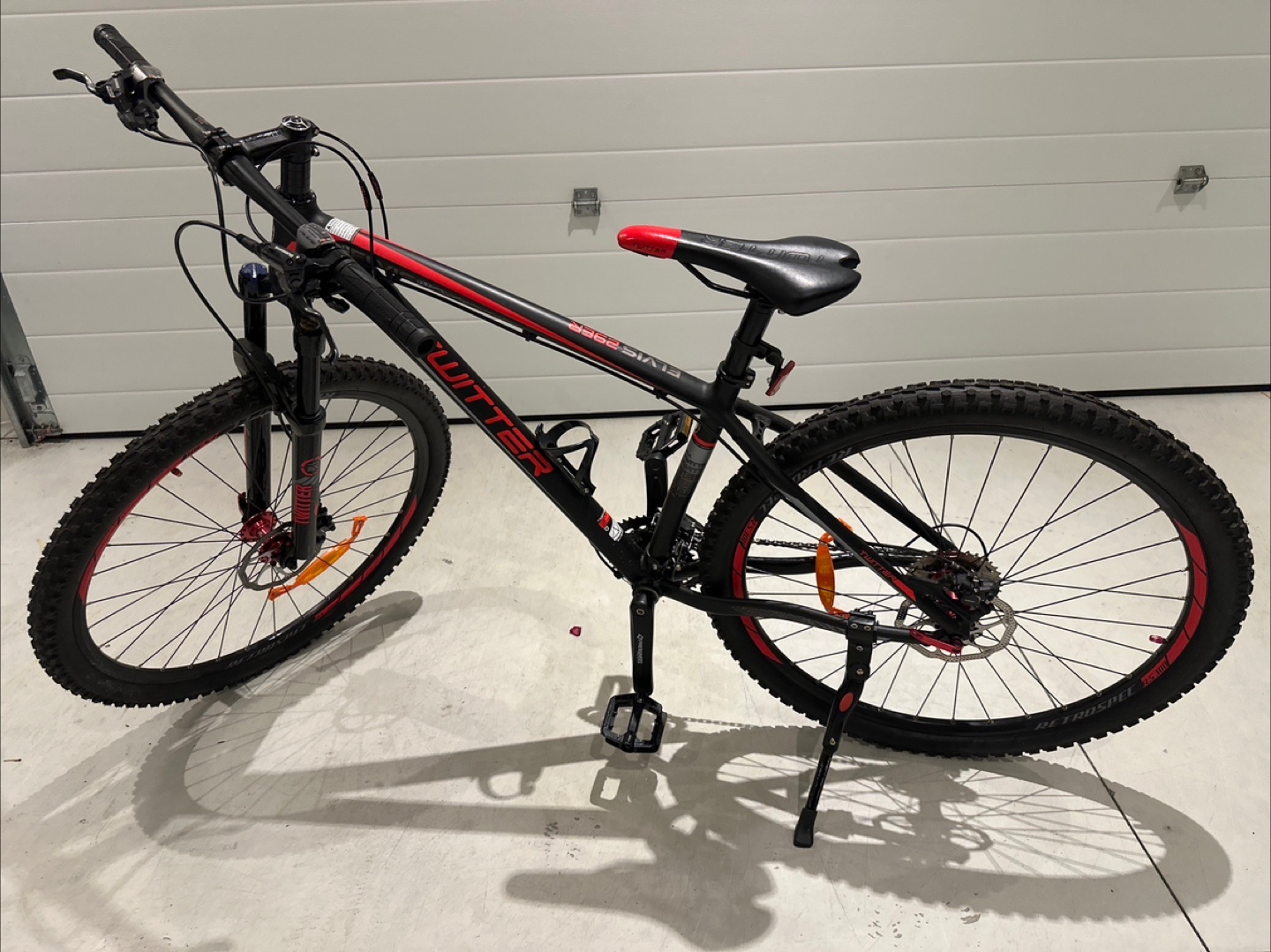 Customized Twitter Elvis 29er Mountain Bike for Men