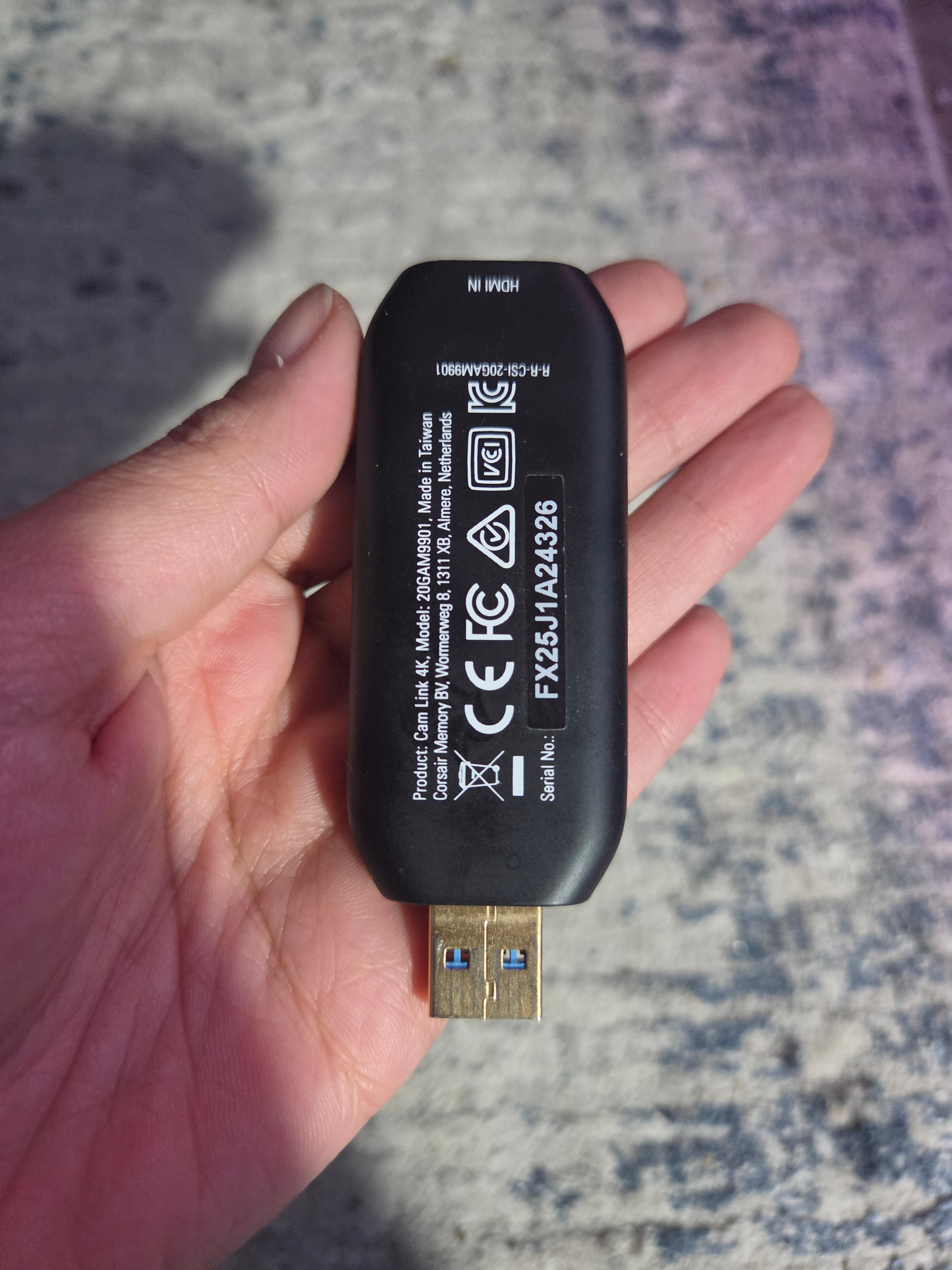 Elgato Cam Link 4K Card Broadcast Live Video DSLR External Came… - photo 2