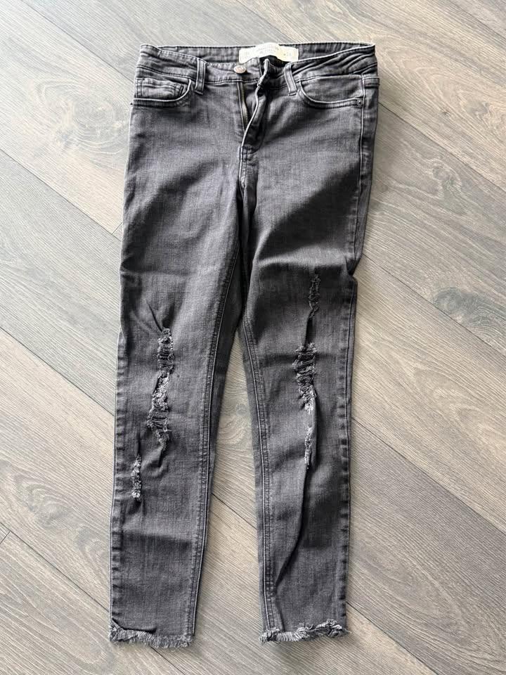 Abercrombie & Fitch Distressed Skinny Jeans - photo 3