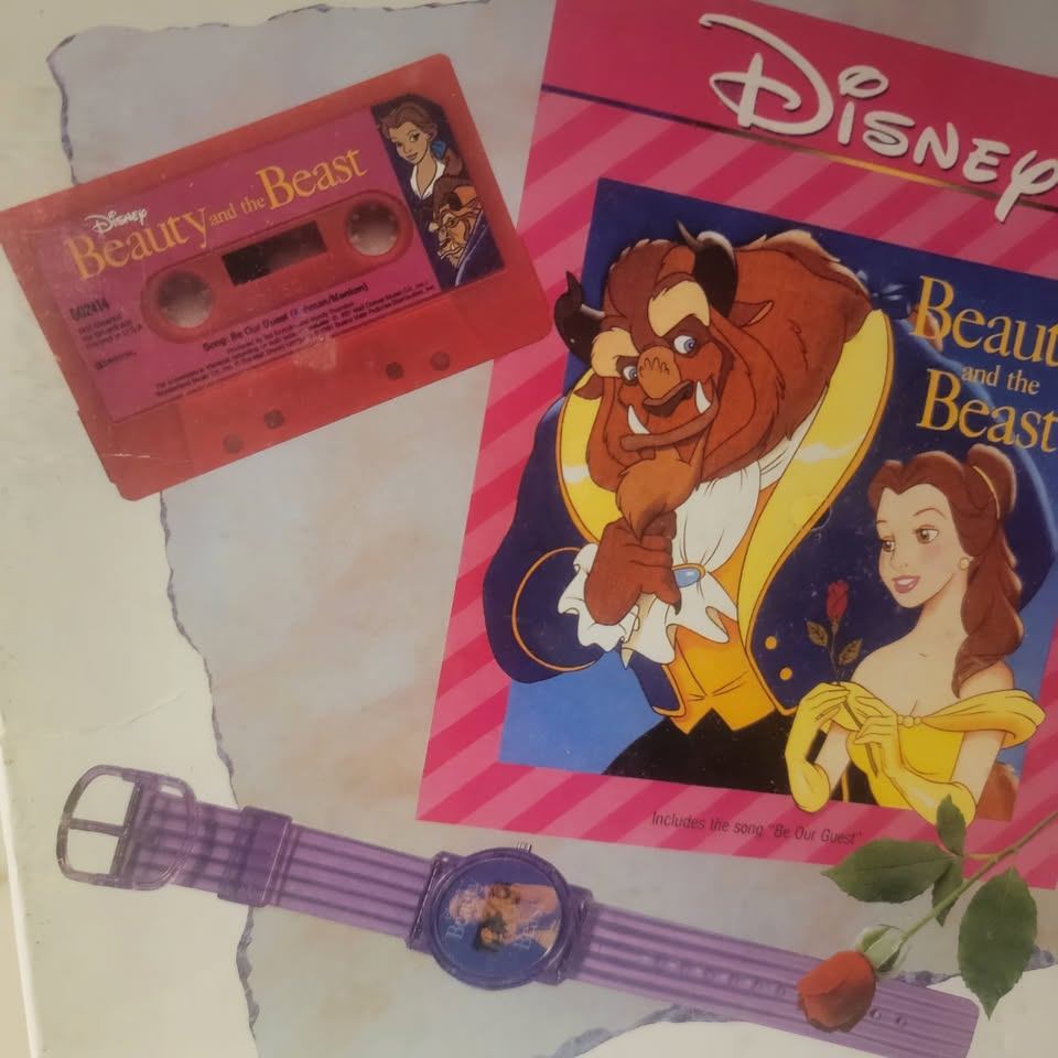 Disney Beauty & the Beast Read-Along w/ Hologram Watch, Sealed - photo 3