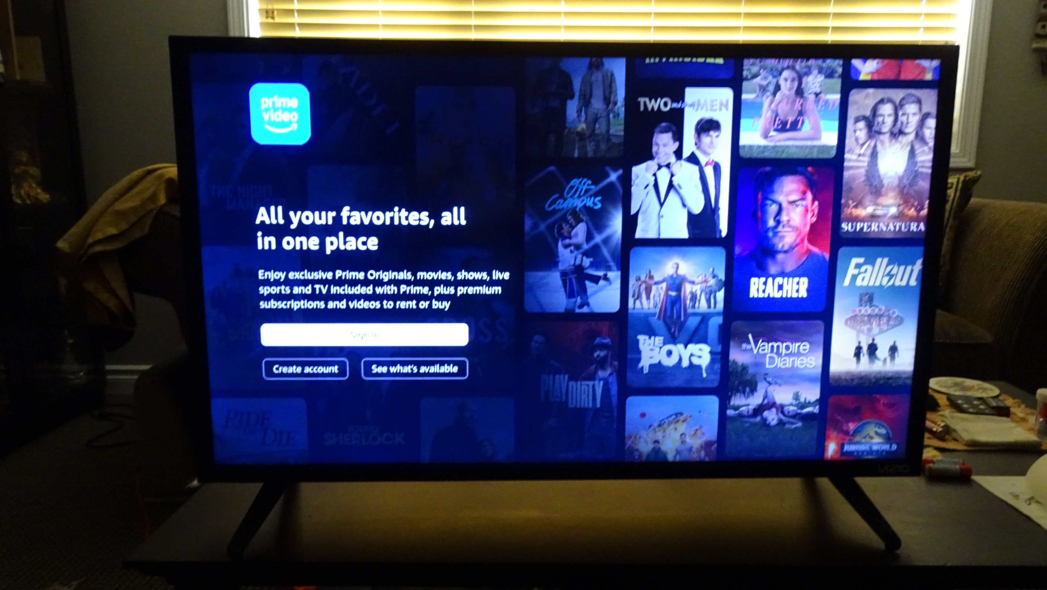 32" Vizio Smart TV in Great Condition