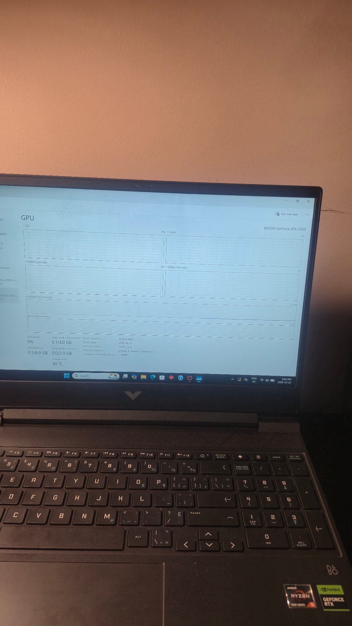 HP Victus 15 Gaming Laptop - photo 4