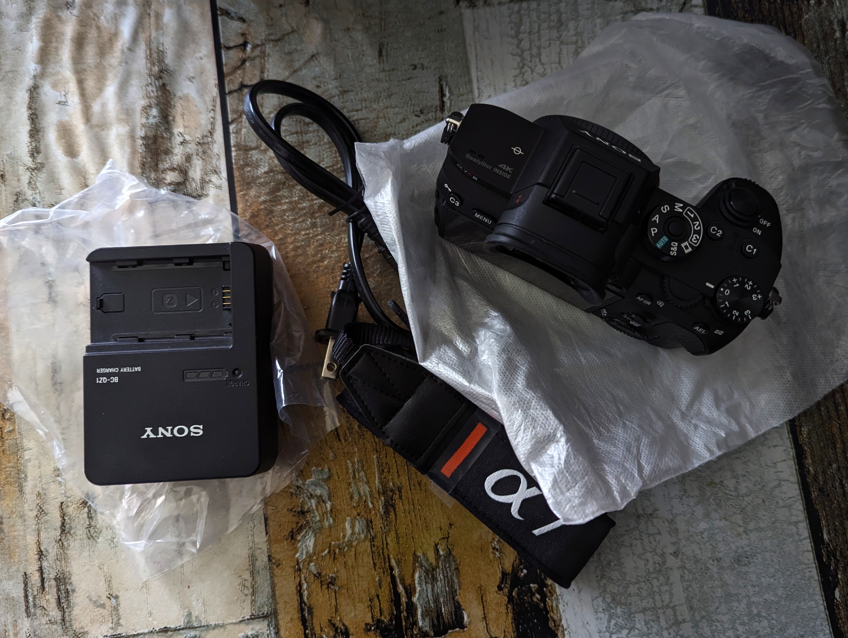 Sony A7R III Body Only - photo 5