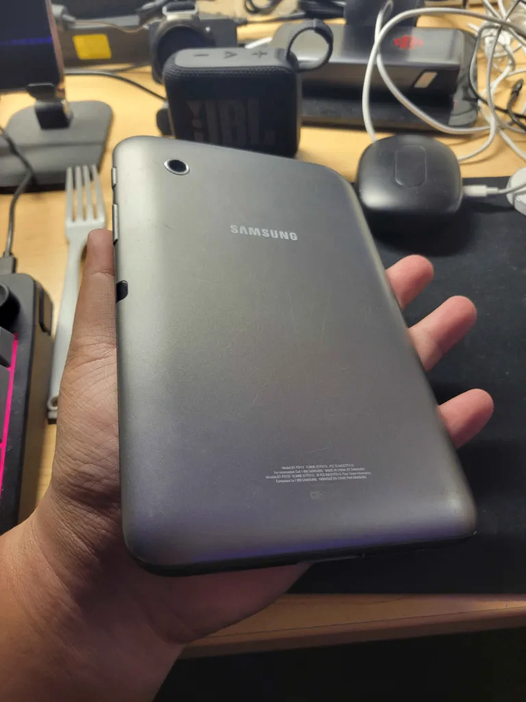 Samsung Galaxy Tab 2 7.0 (Titanium Silver) tablet - photo 2