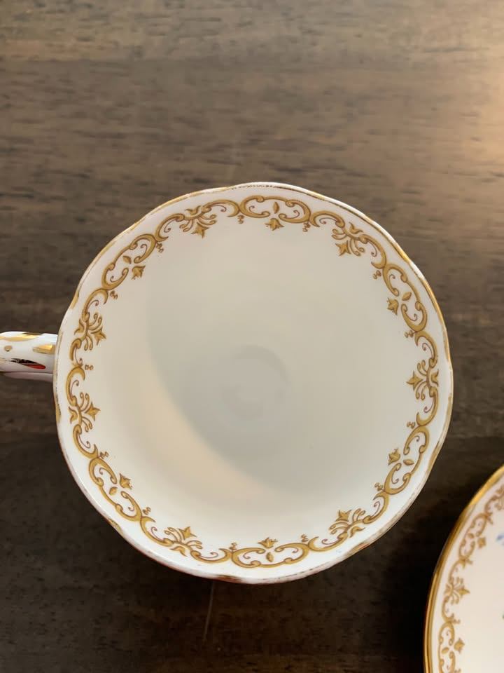 Crown Staffordshire Fine Bone China Tea Cup and Saucer - photo 4