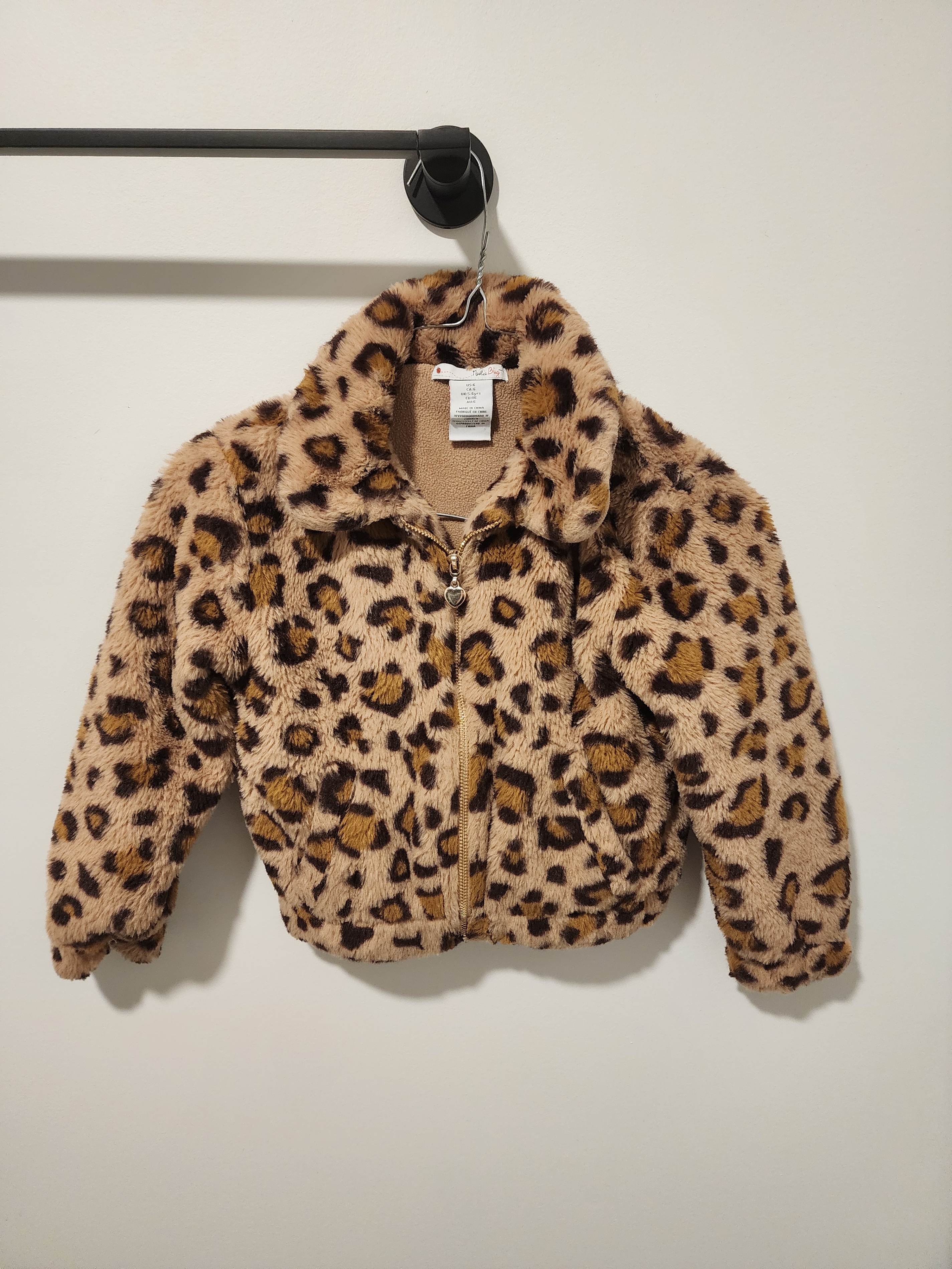 Cutesy kids age 5-6 sweater (measurements in ad) - photo 4