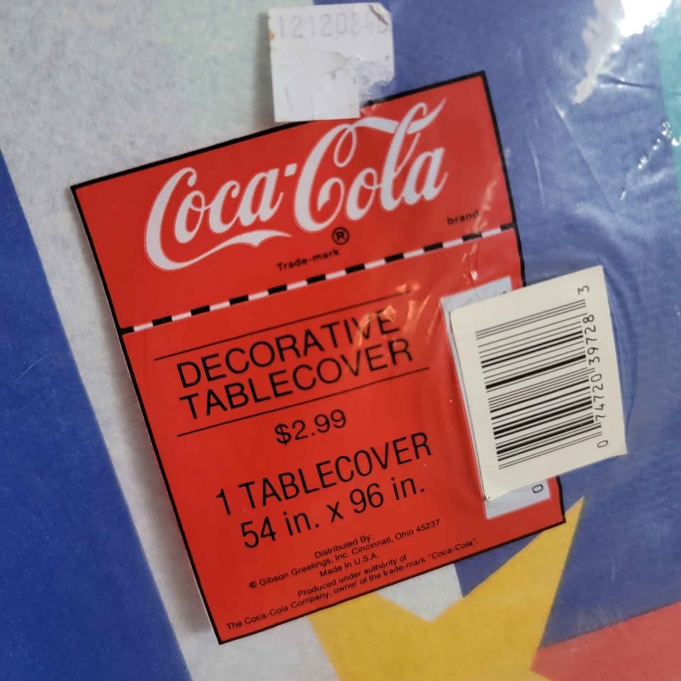 1988 Coca-Cola paper tablecover Gibson - photo 2