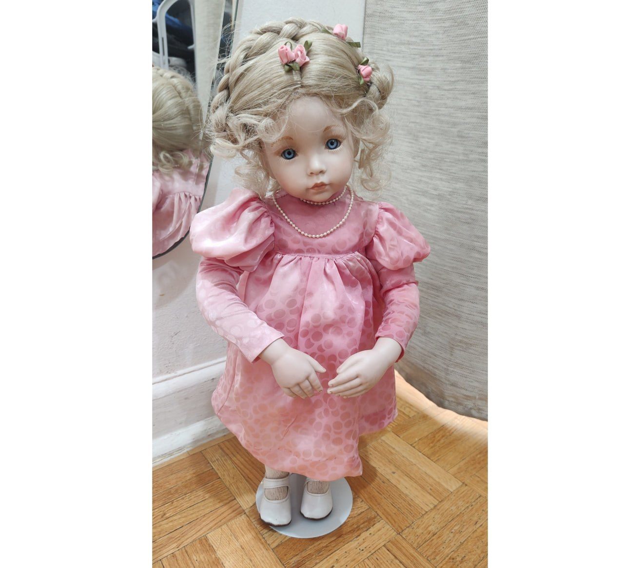 Rock Island Vintage Porcelain Collector Doll 18" Item 12024