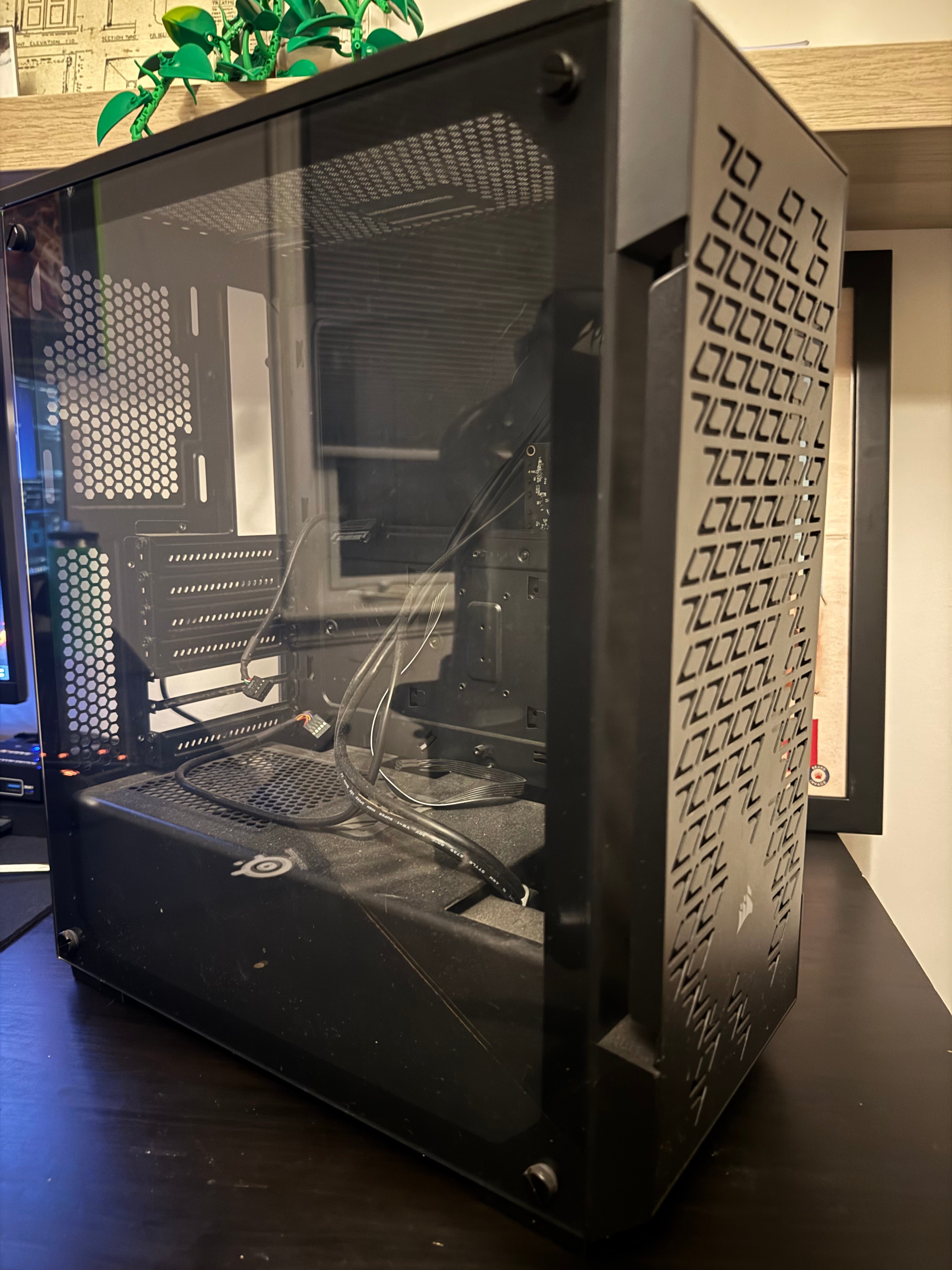 Corsair 220T RGB PC Case