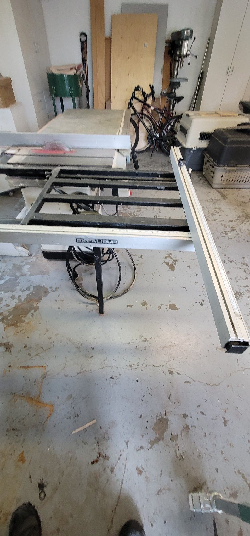 Delta Unisaw 10" Cabinet Saw — Unifence + Excalibur Slide Table - photo 5
