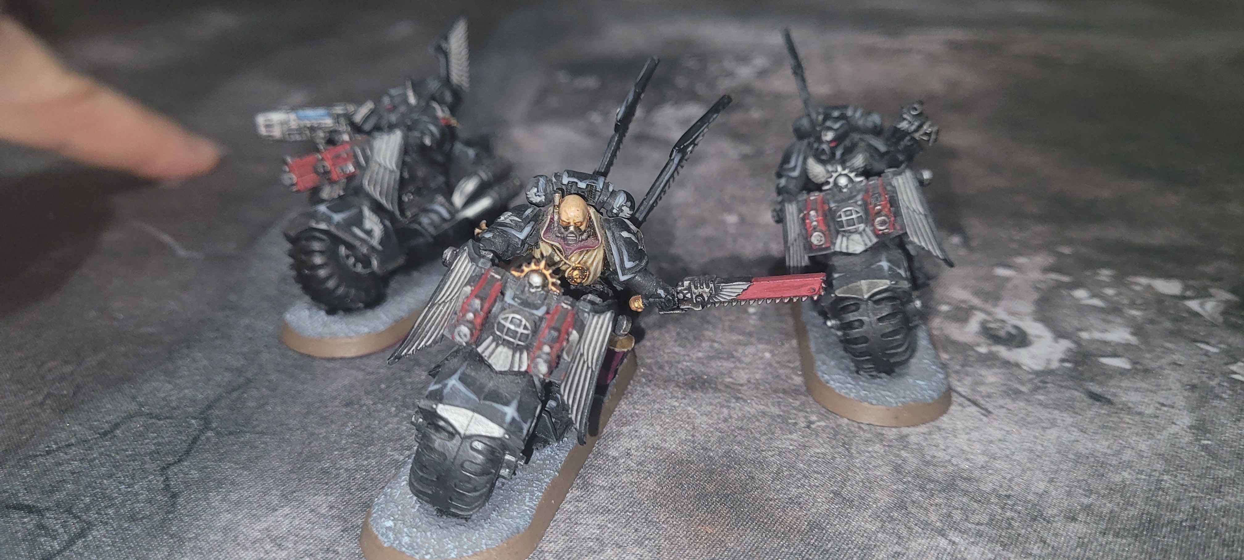 Warhammer 40K Dark Angels Bikers – 3 Painted Minis - photo 5
