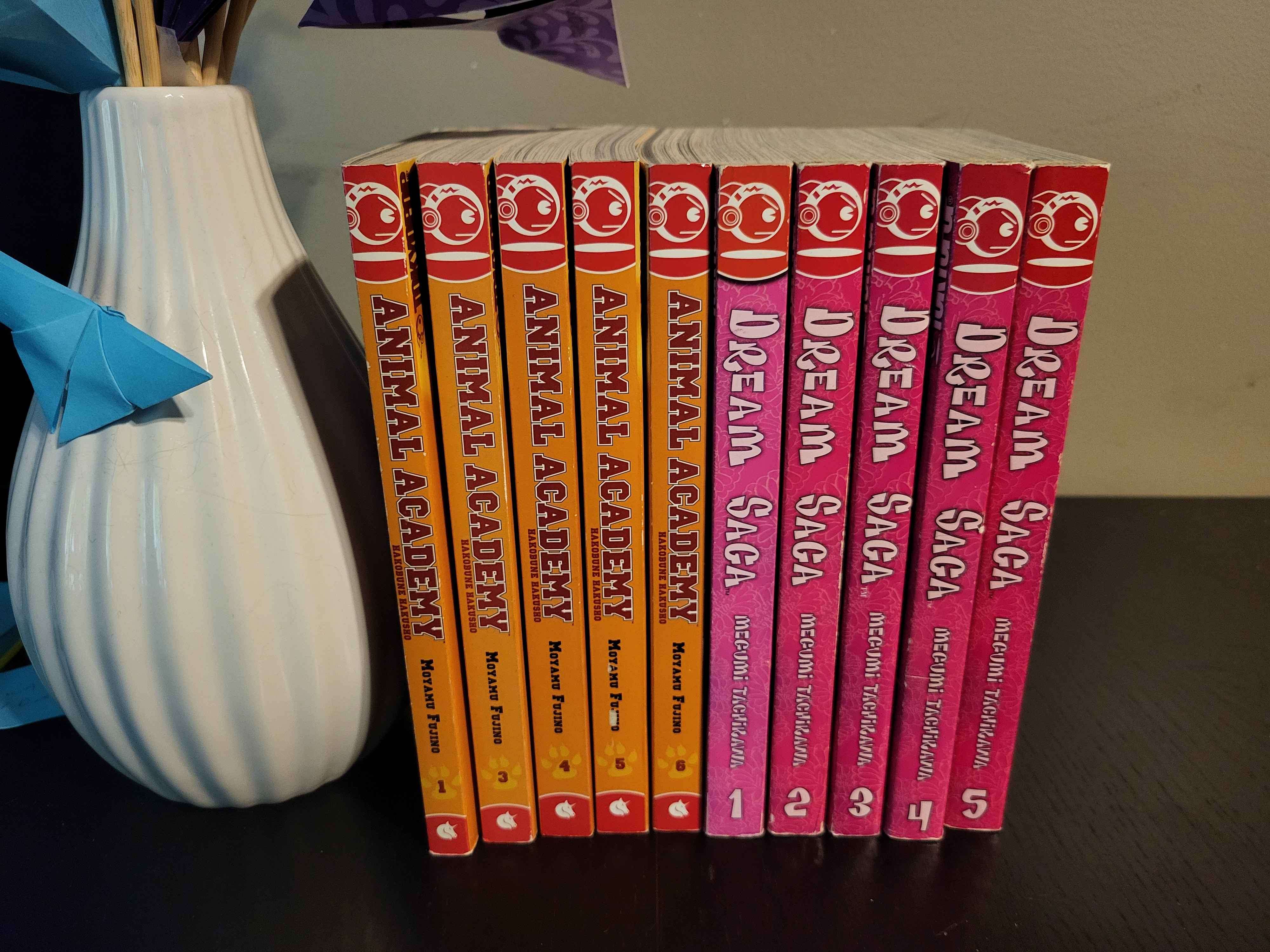Used Manga  Lot - photo 3