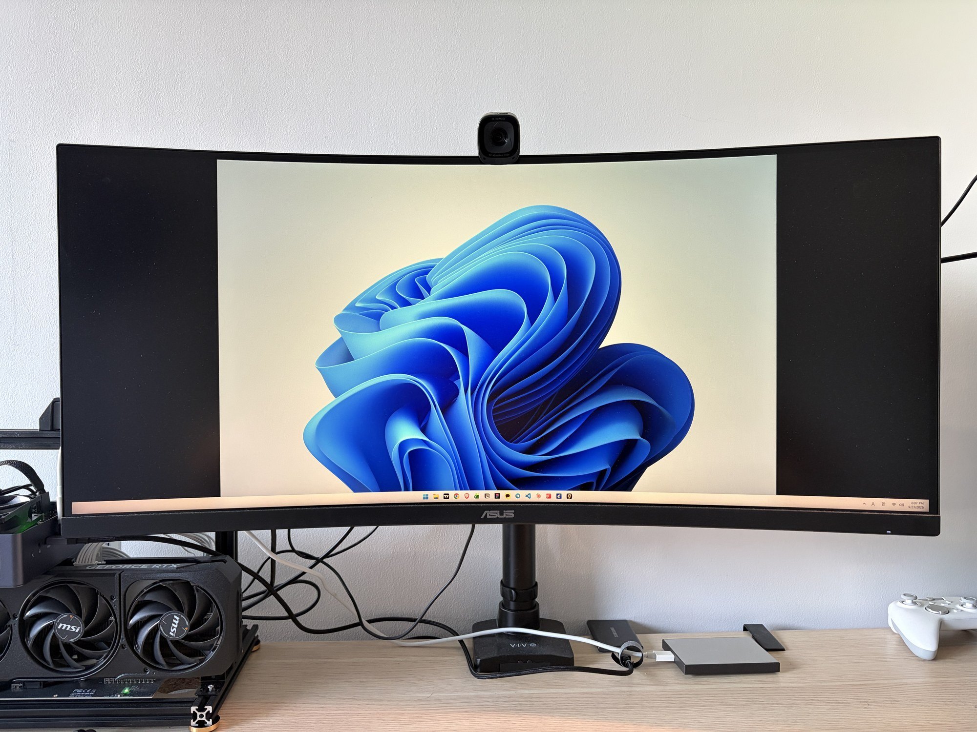 ASUS TUF Gaming 34" Curved Ultrawide 180Hz – 4 Months Old