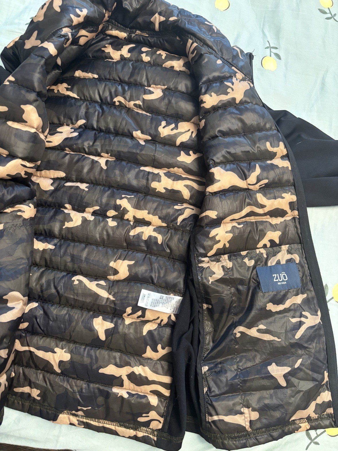 Men's light down jacket — camo, size L (like new) - photo 2