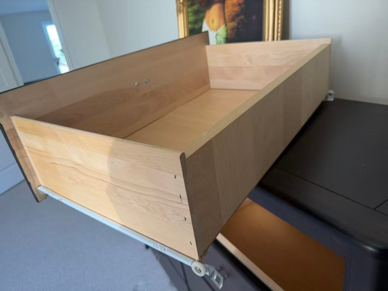 Solid Wood 8-Drawer Dresser - photo 3