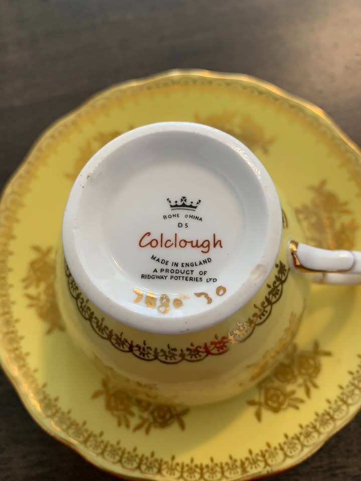 Colclough Bone China Yellow Tea Cup and Saucer - photo 2