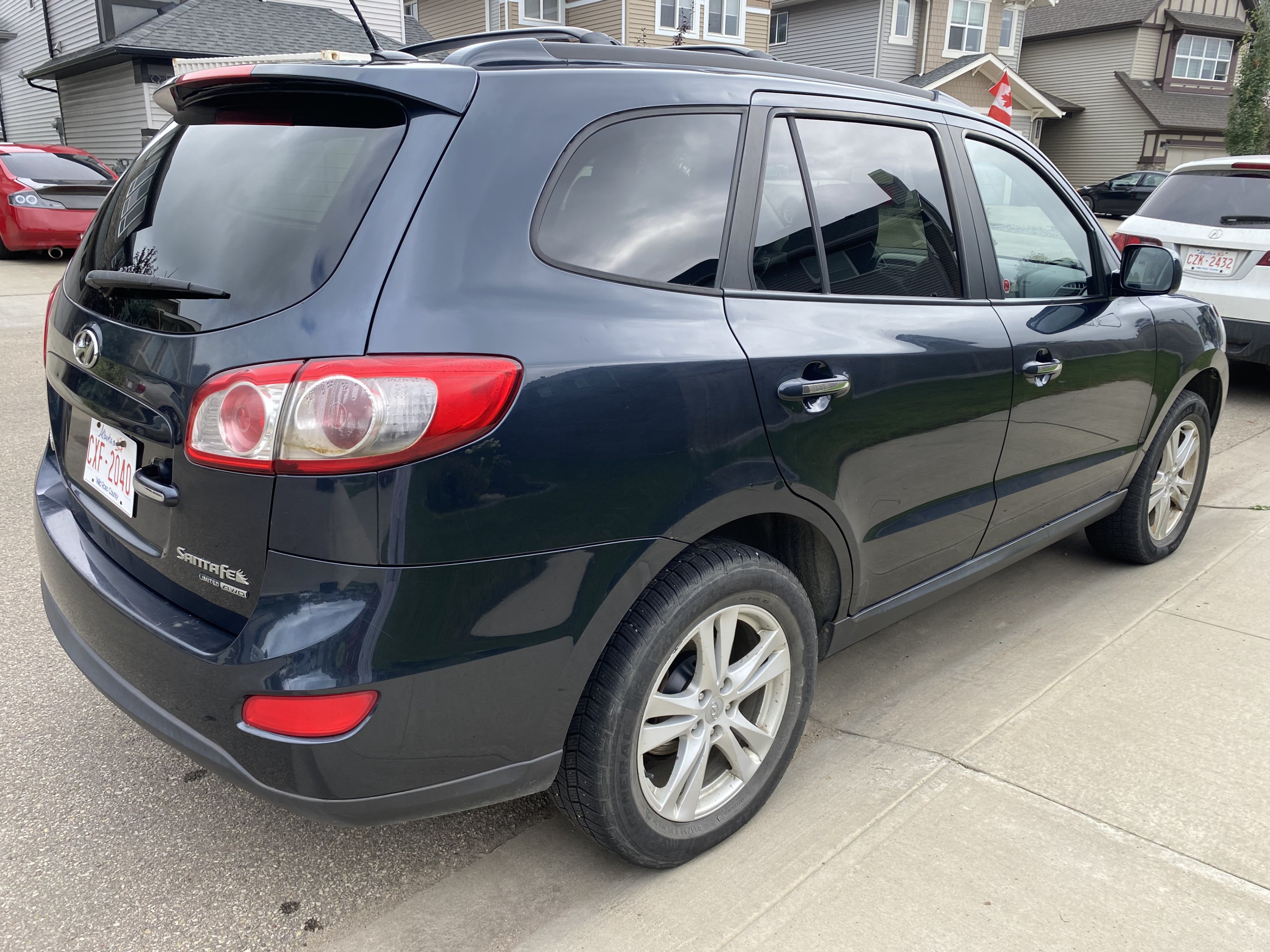 2010 Hyundai Santa Fe Sport (5-Seat)– Active Status –AWD– $4,900