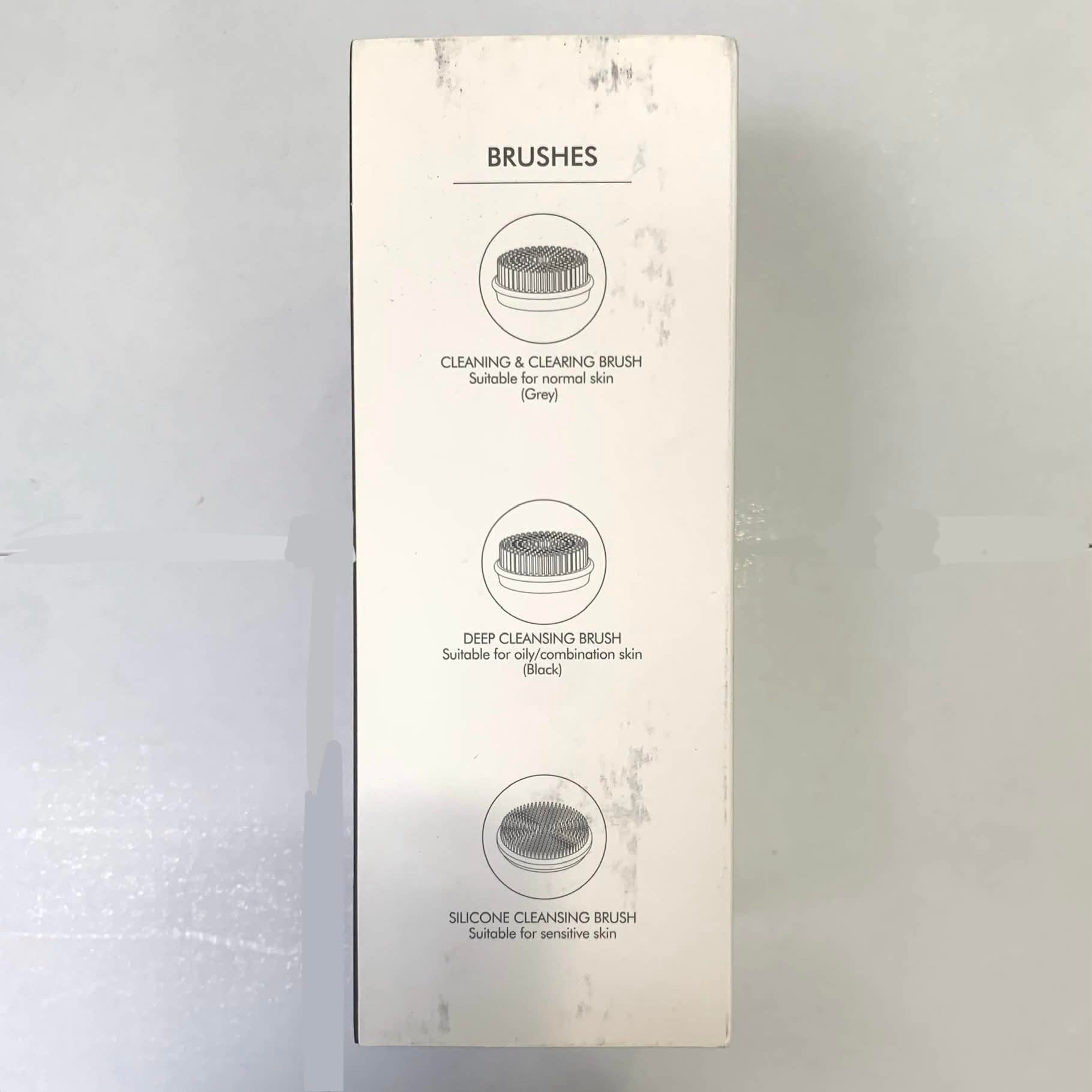 New Facial Rotary Cleansing Brush Set - photo 2