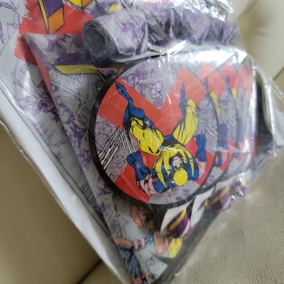 Vintagec1992 Marvwl X-men party favors for 4  hats blowouts bags - photo 2