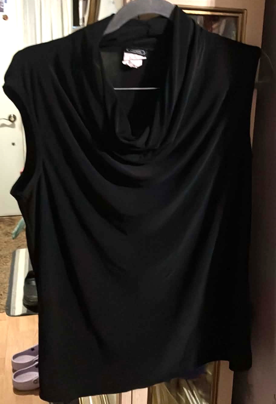 Women Black Top Hanging Collar 92% Polyester 8% Spandex Size 1X