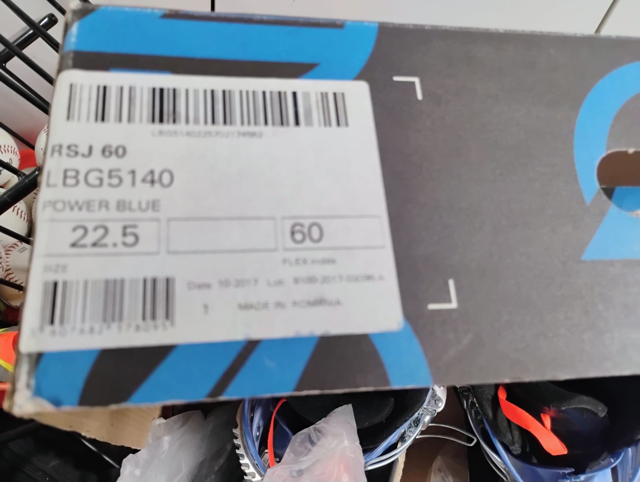 Lange LBG5140 JR Ski Boots Size 22.5 w/Box - photo 4