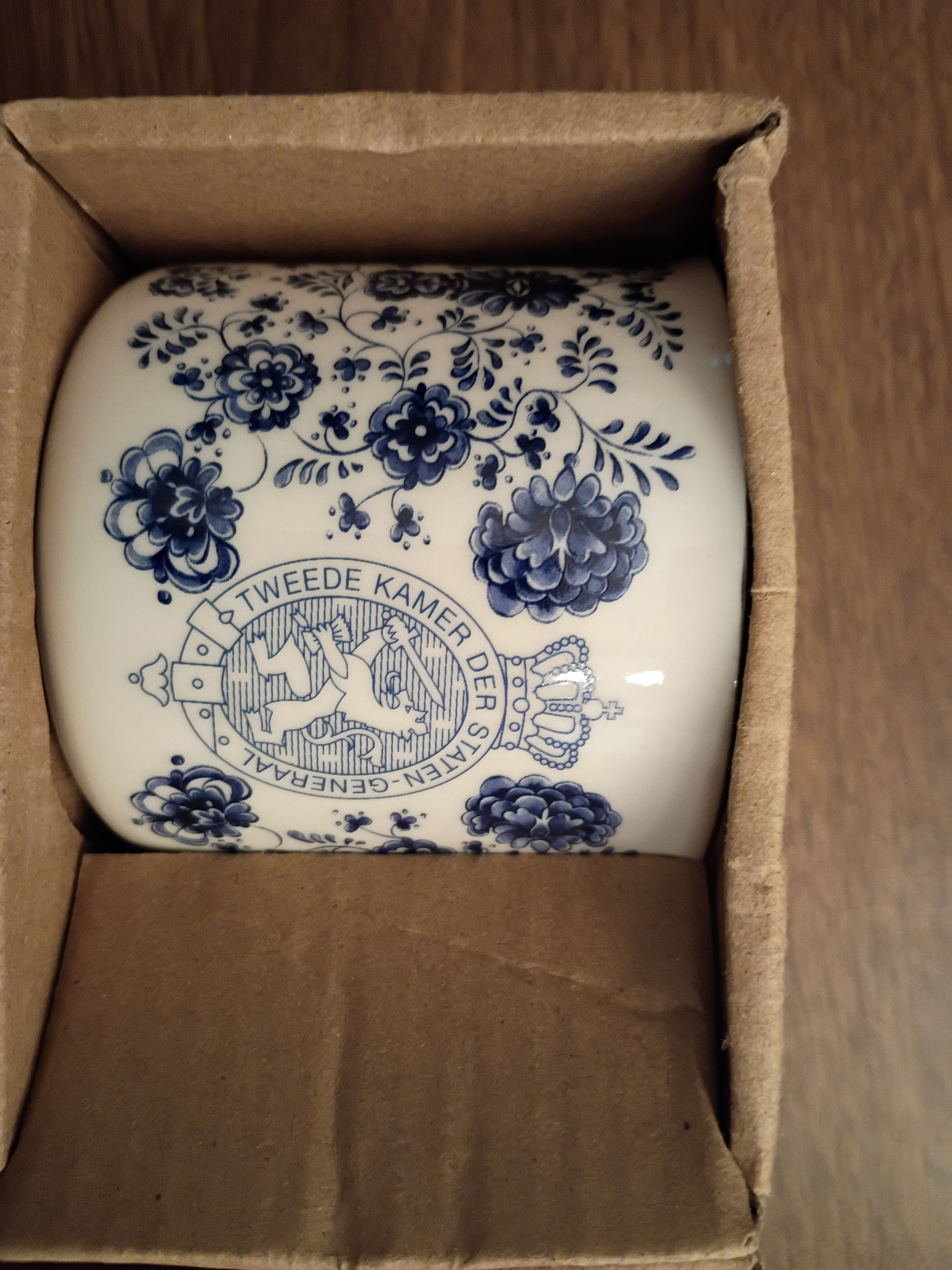 mugs from 2nd parliement of Holland