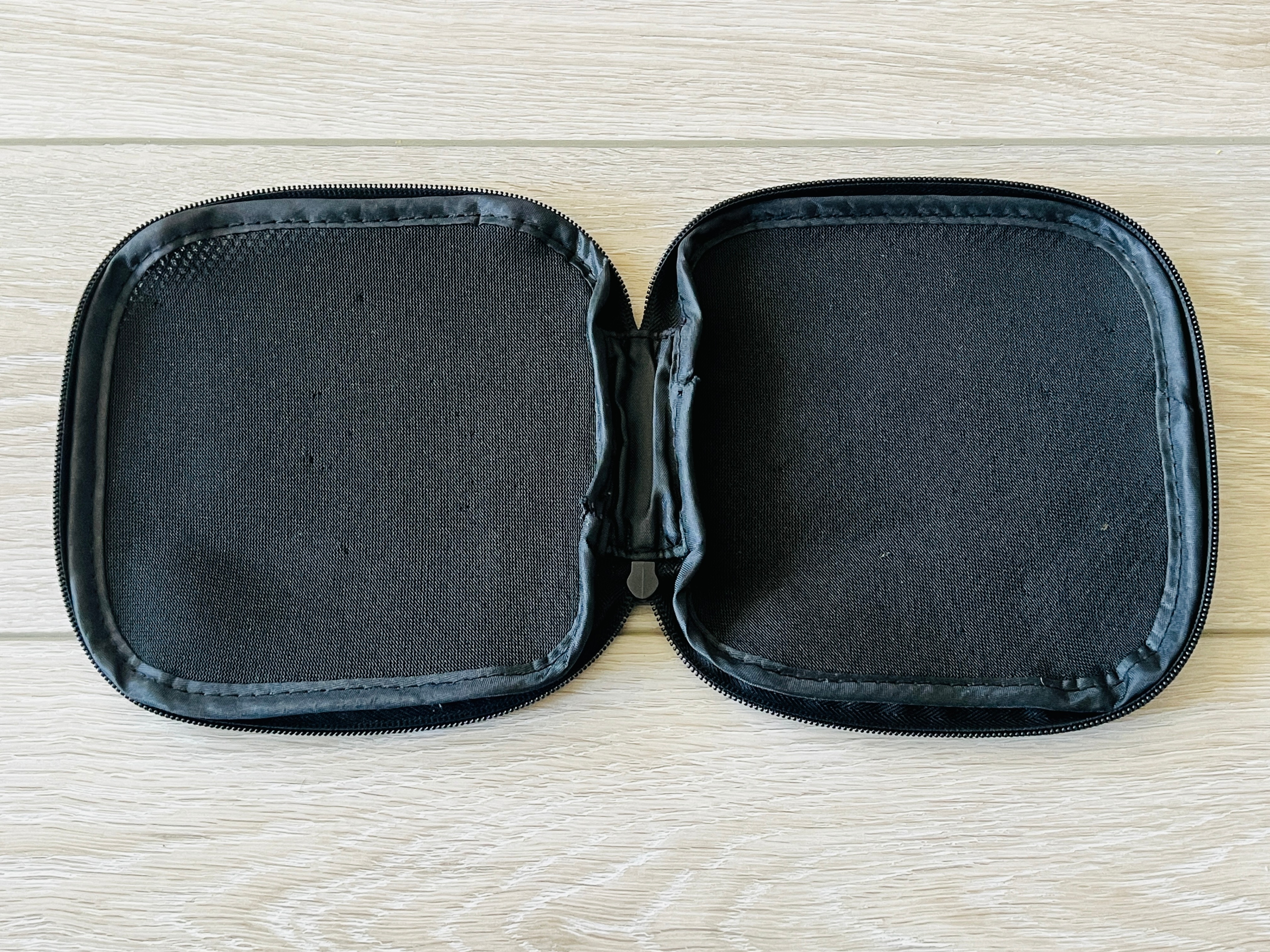 Soft mesh carrying case - photo 2