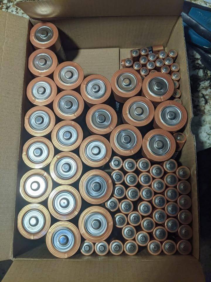 Duracell batteries, Size D, AA and AAA, new