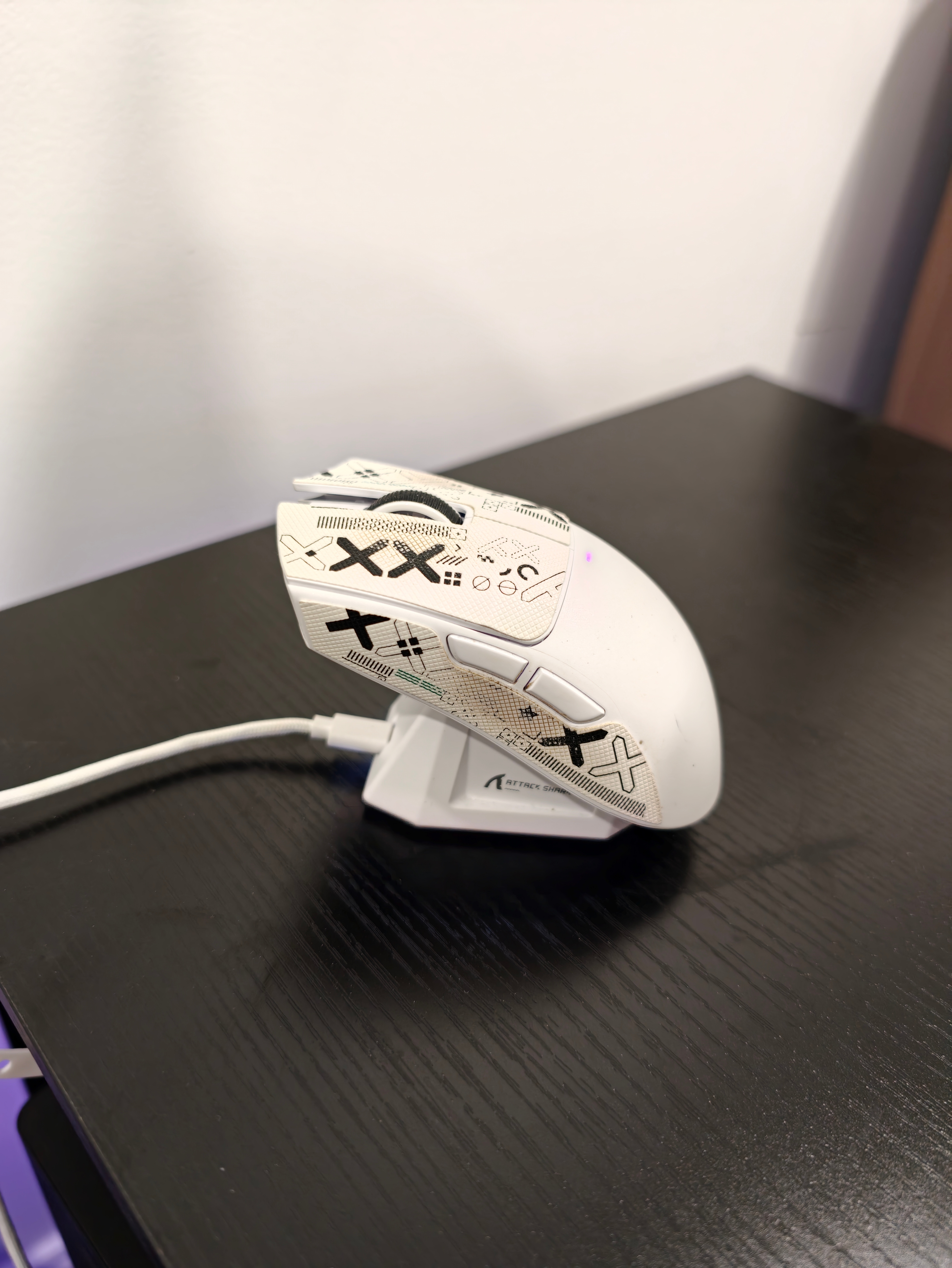 ATTACK SHARK X11 with RGB Charging Dock - White - photo 3