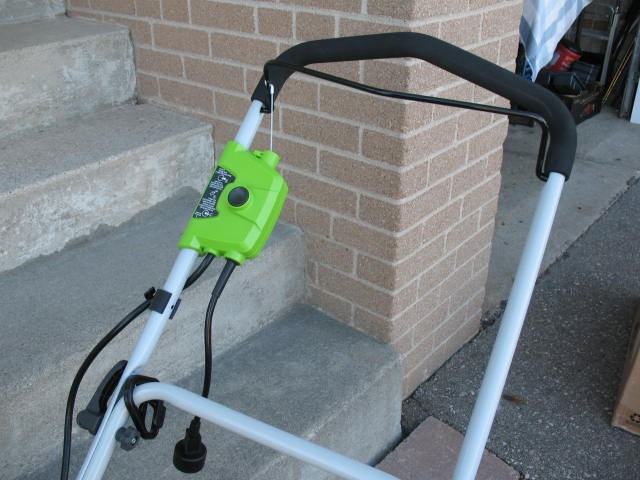 Greenworks 16-inch Corded Electric Lawnmower, BRAND NEW - photo 4