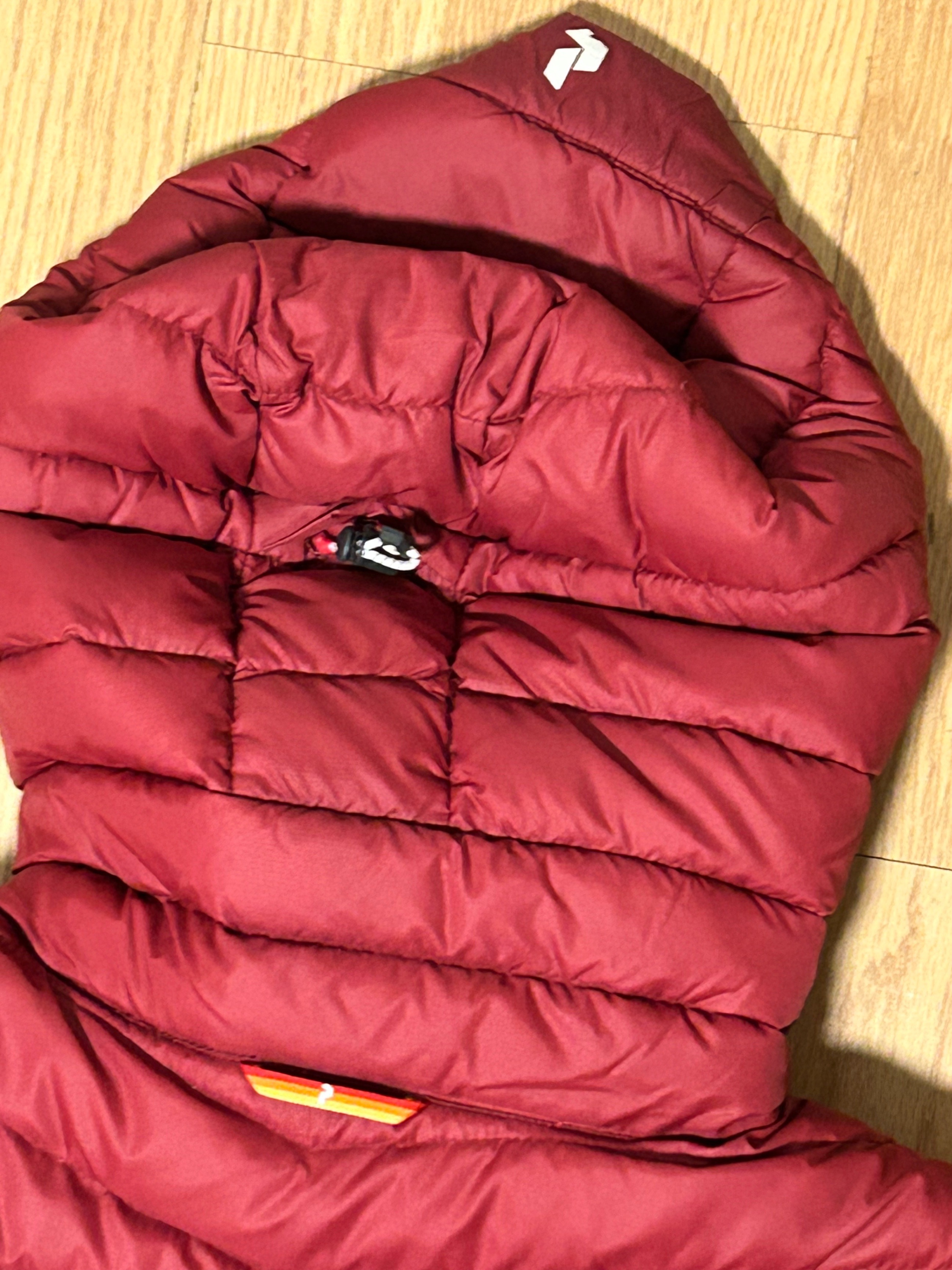 PEAK PERFORMANCE "FROST" DOWN HOOD in rouge/red - photo 4