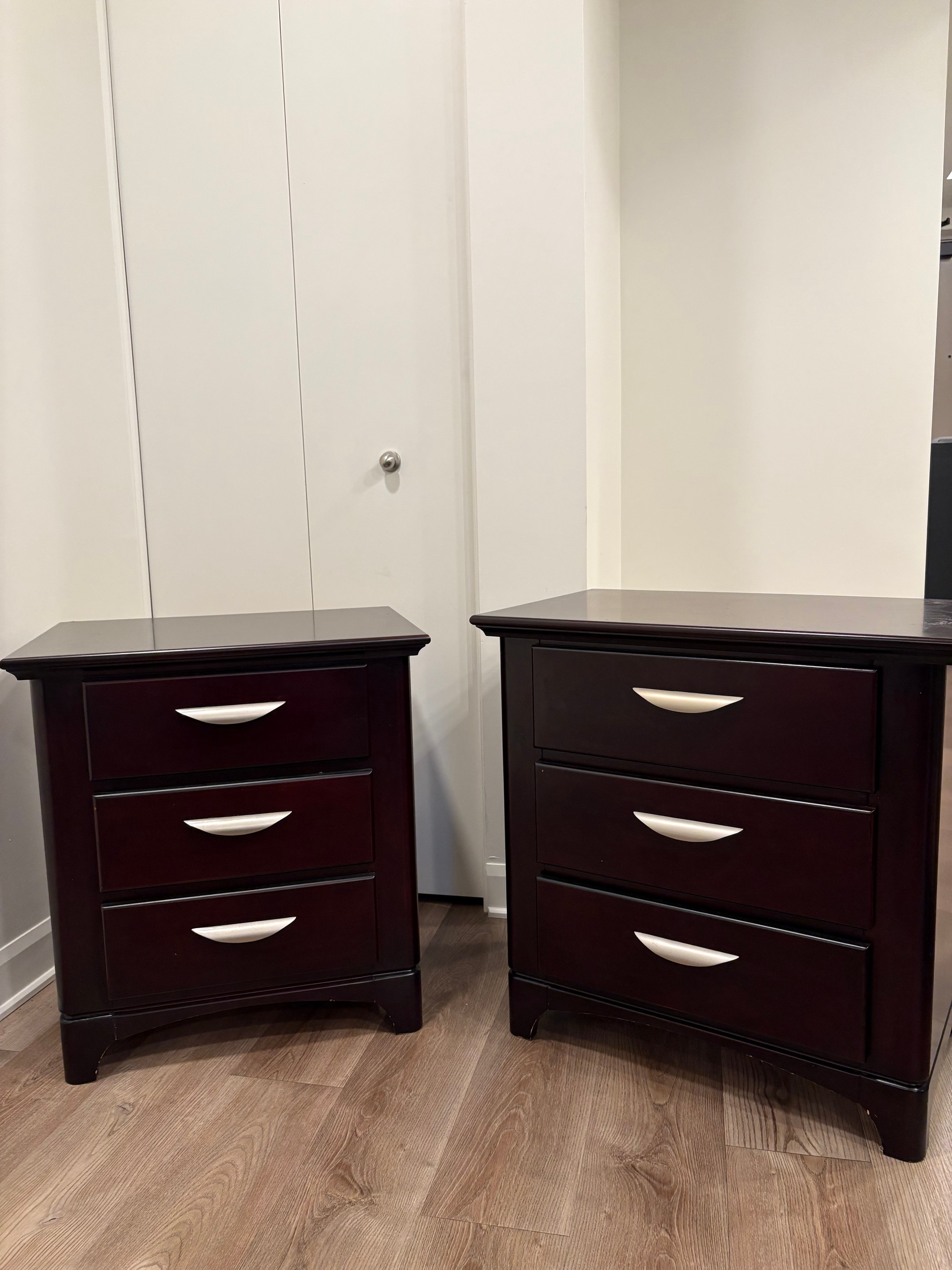 Set of 2 Large 3-Drawer Bedside / Side Tables – Cherry Red