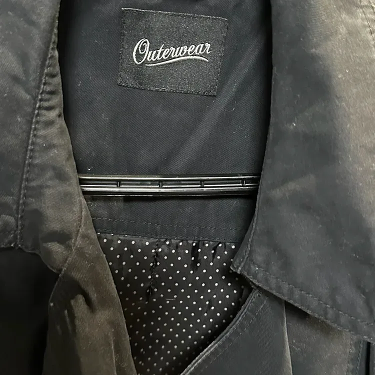 Woman black high coat