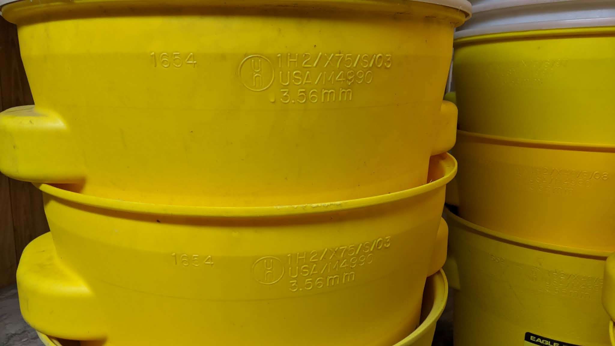 EAGLE SALVAGE DRUM 20 GALLONS PLASTIC BARREL - photo 4