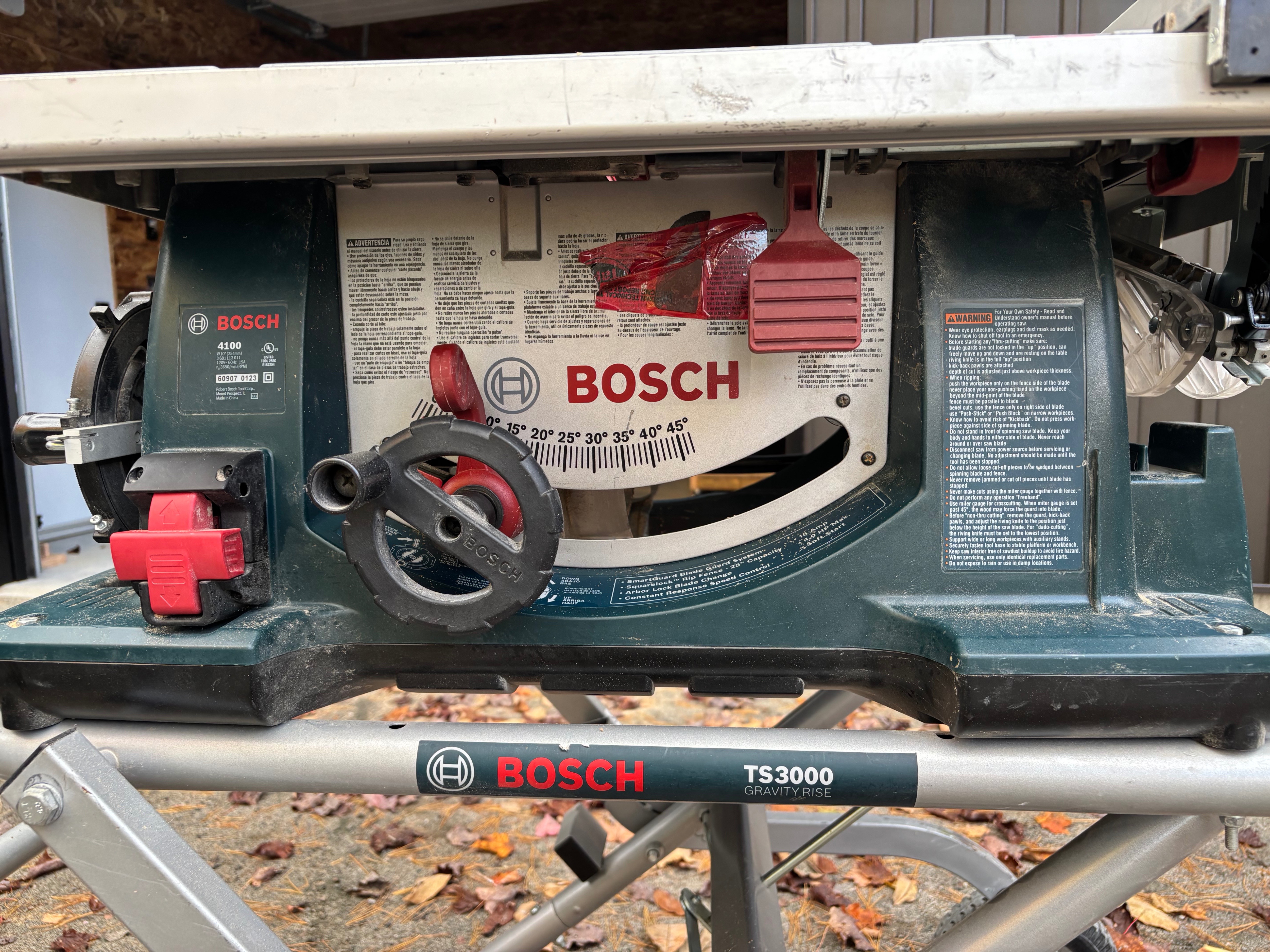 Bosch 4100 Table Saw w/ TS3000 Stand - photo 3