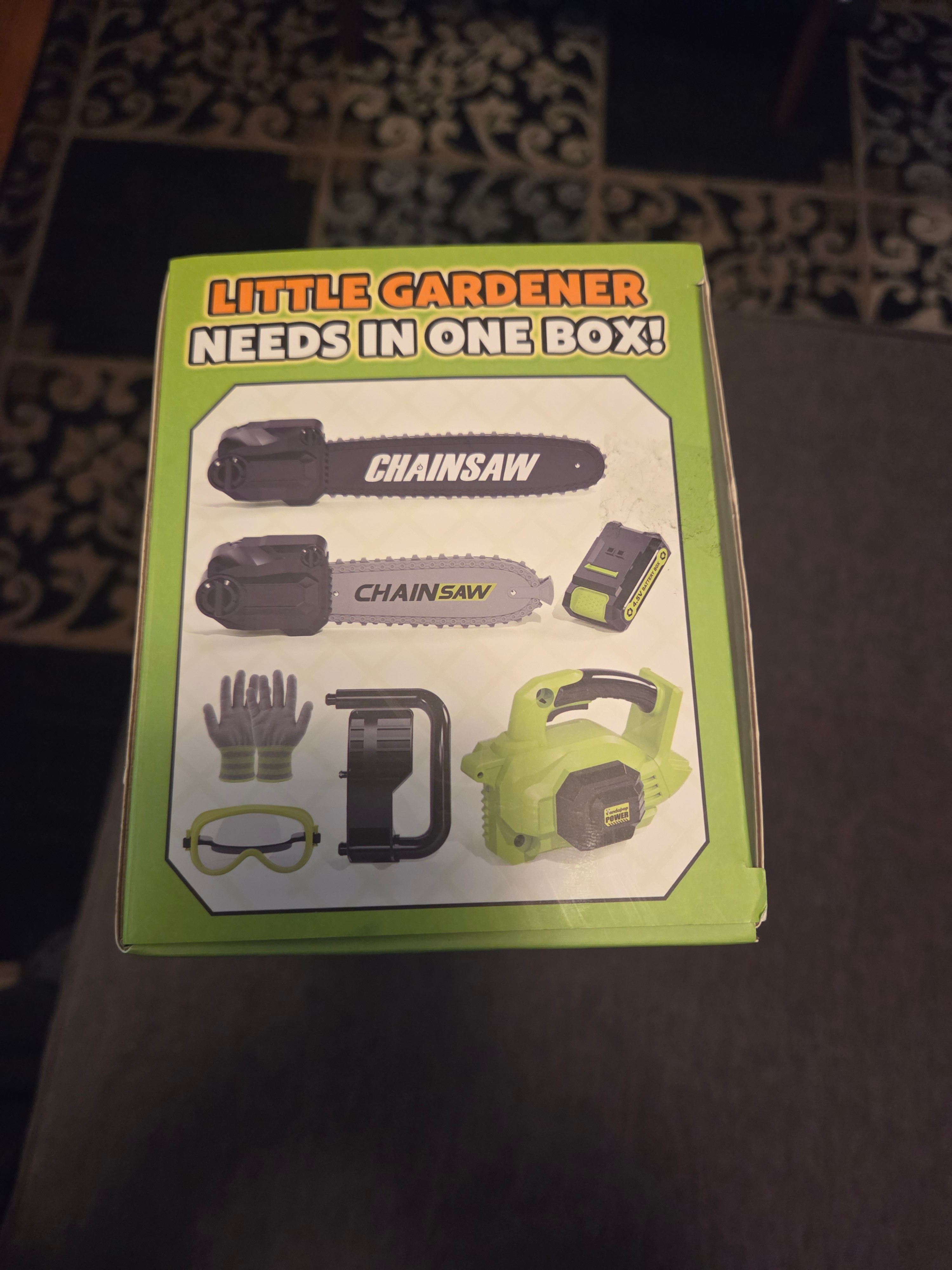 2-in-1 Toy Chainsaw - photo 4