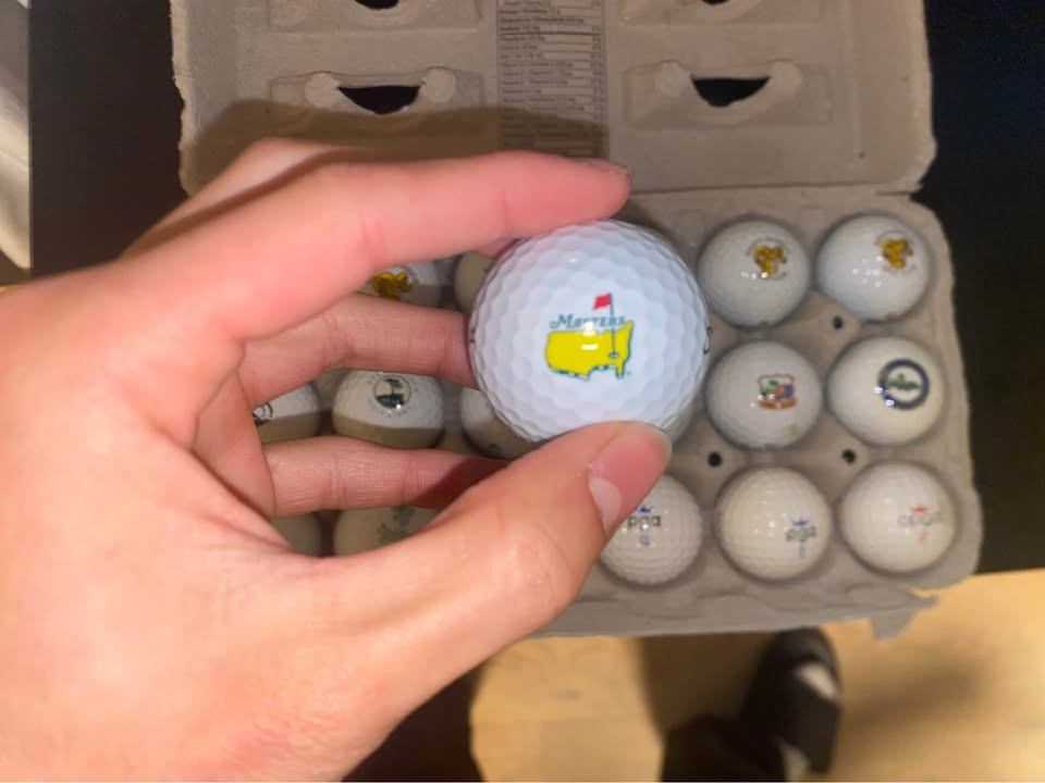 Rare course logo golf balls for collectors - photo 5