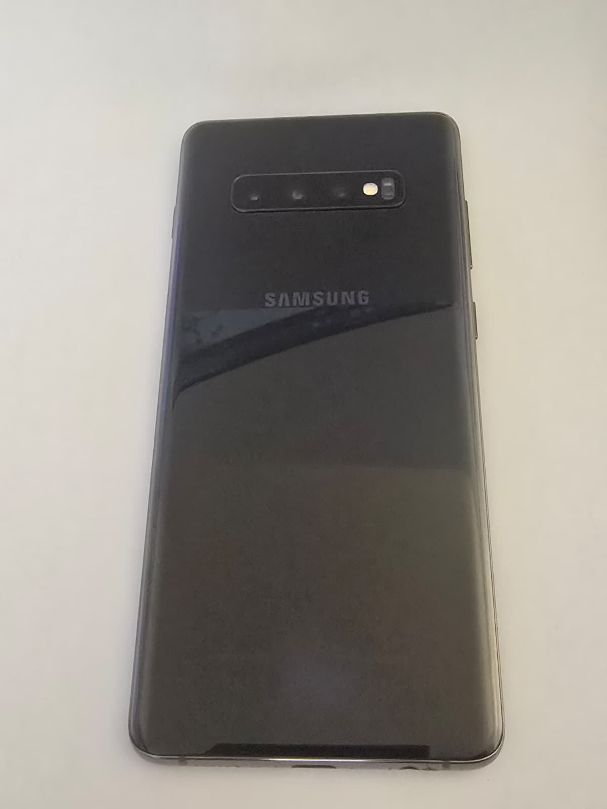 Samsung Galaxy S10+ 128GB Unlocked - Good Condition - photo 3