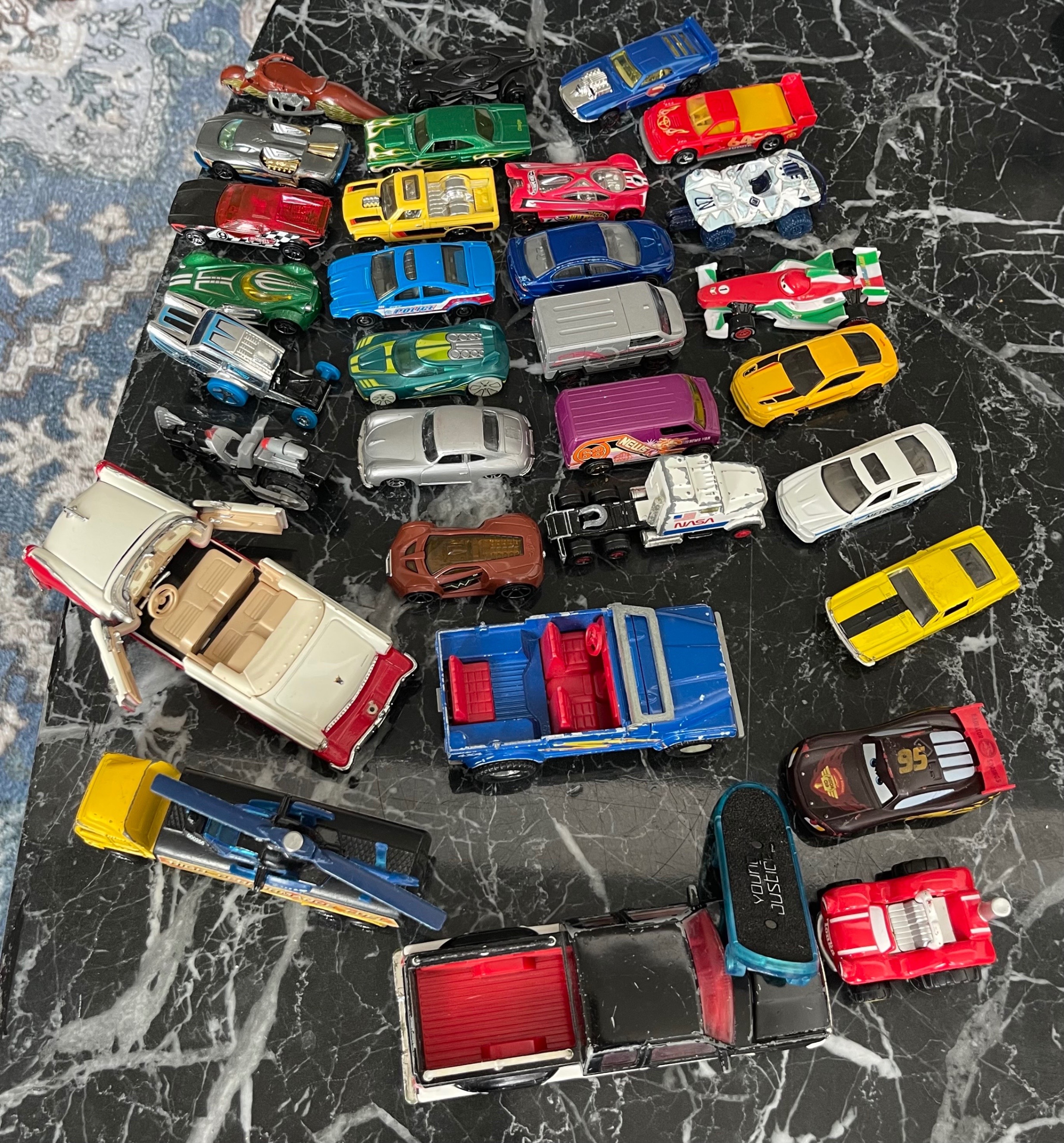 30+ Piece Toy Car & Vehicle Bundle / Lot - photo 3