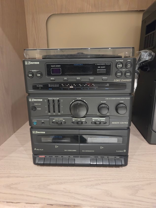 Emerson 3-Disc CD & Dual Cassette Stereo