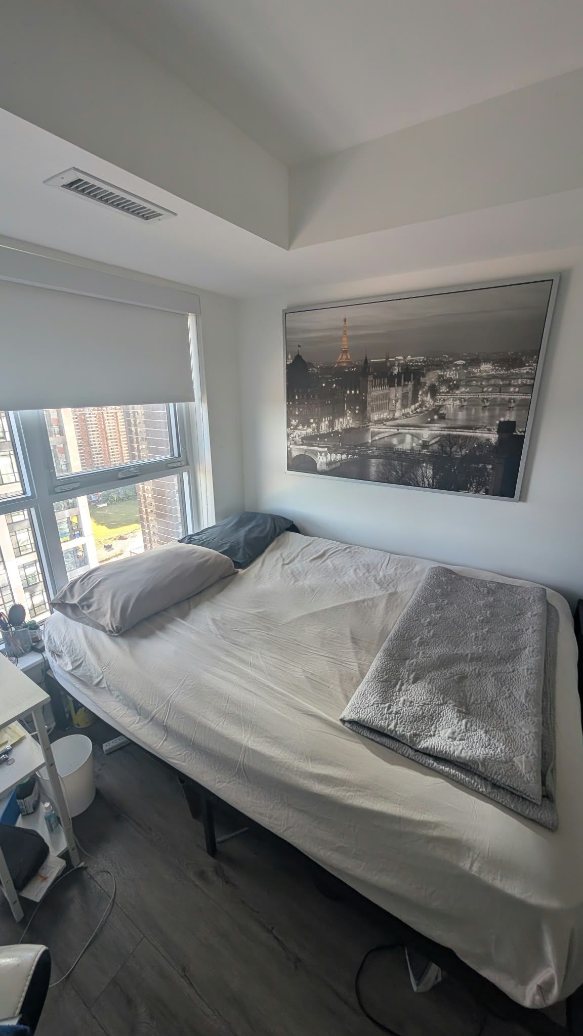 Queen Bed + Thick Posture Mattress - photo 2