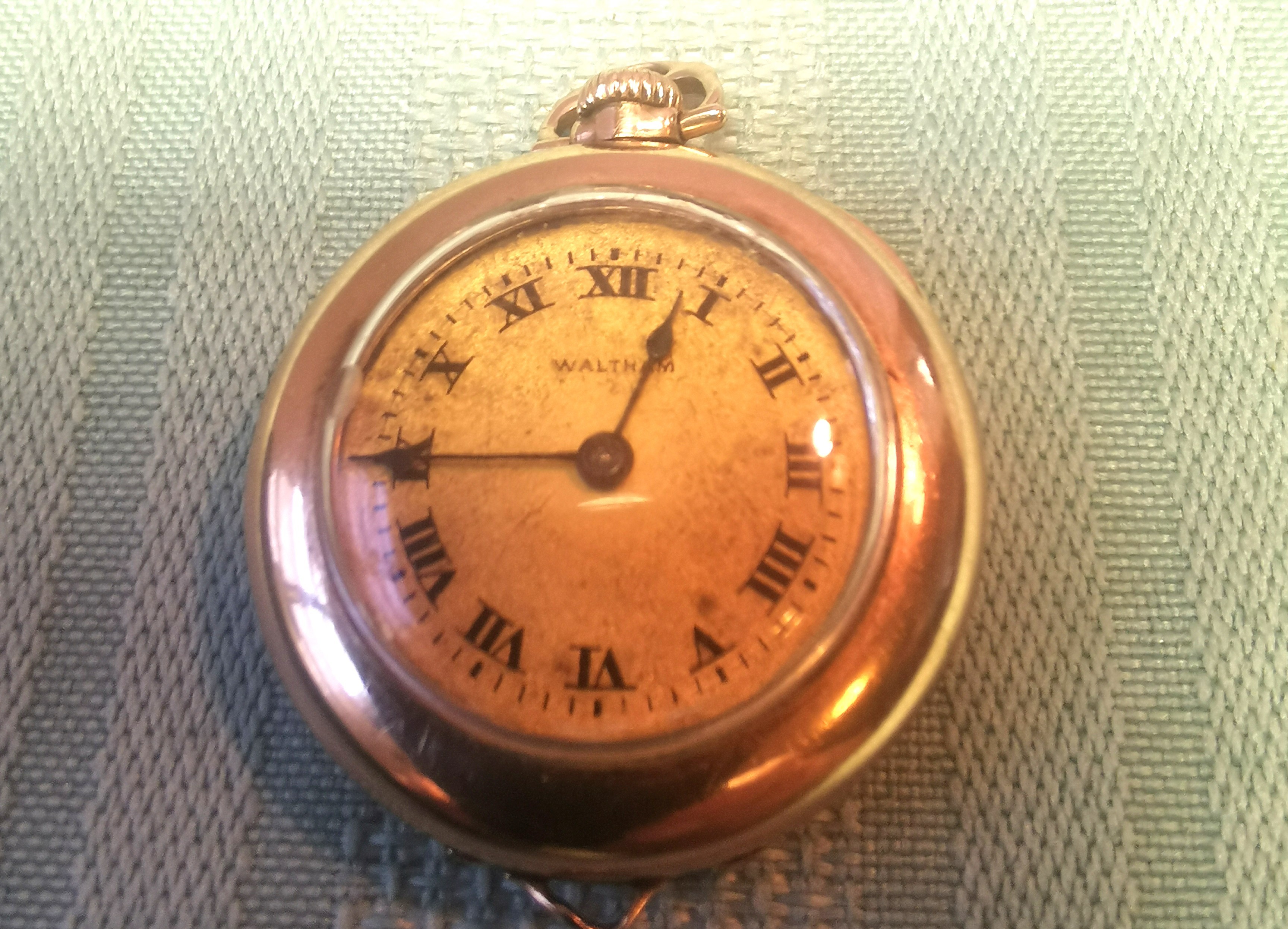 Antique Waltham 15 Jewel Gold Filled Pocket Watch – As Is