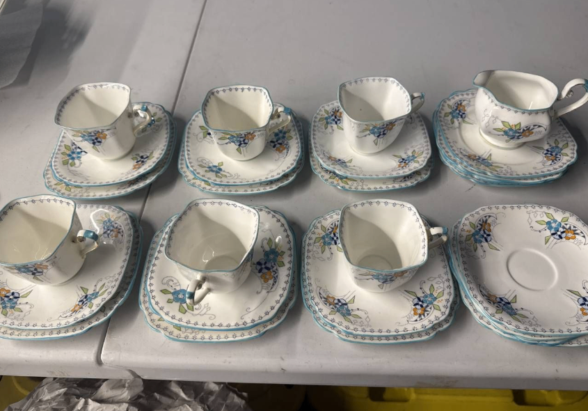 Vintage Art Deco Fine Bone China Tea Set (Standard China)