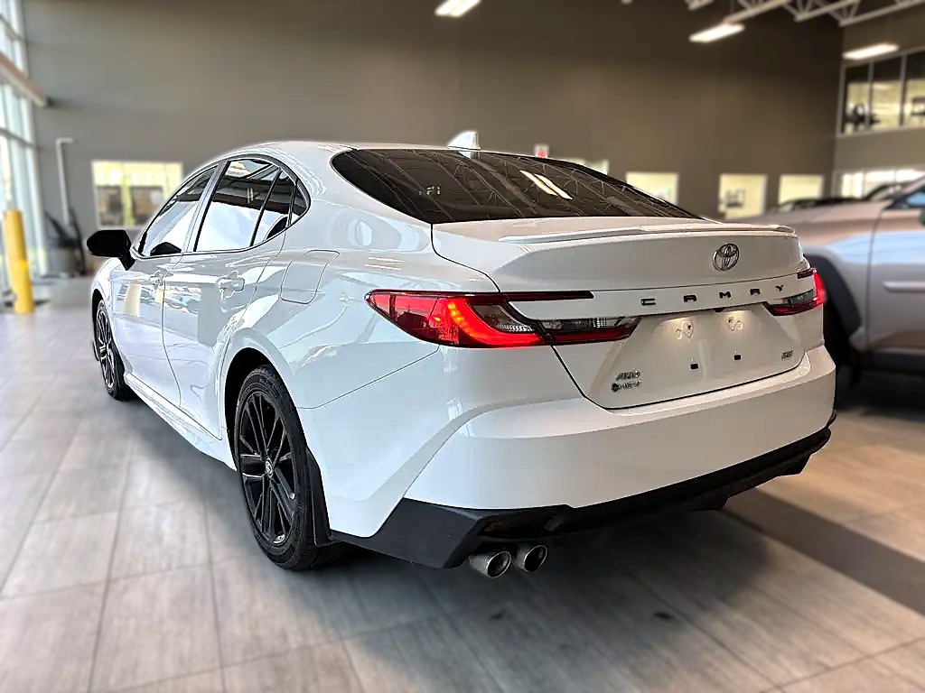2025 Toyota Camry SE Upgrade AWD - photo 5