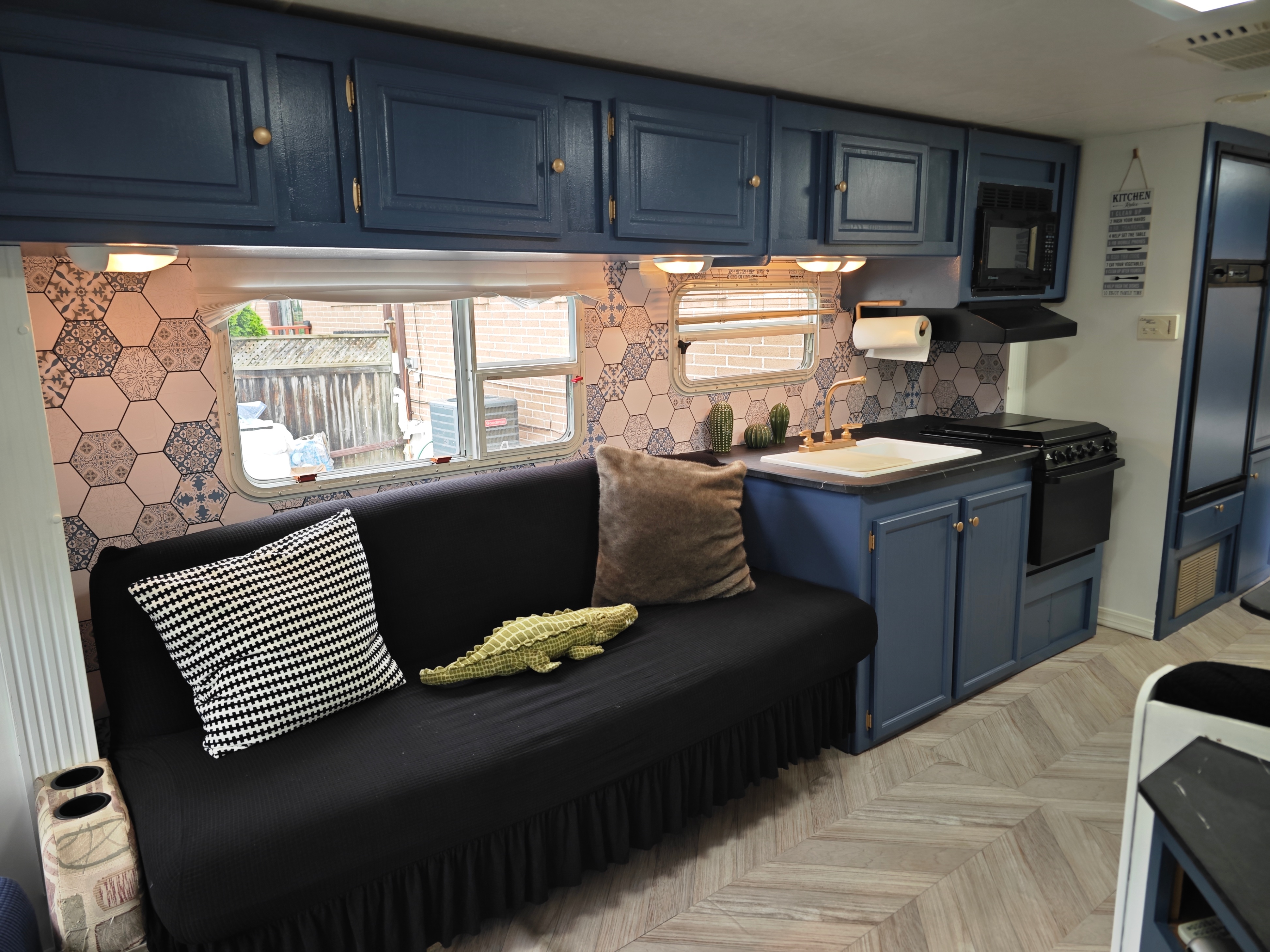 2025 Renovated Travel Trailer - photo 4