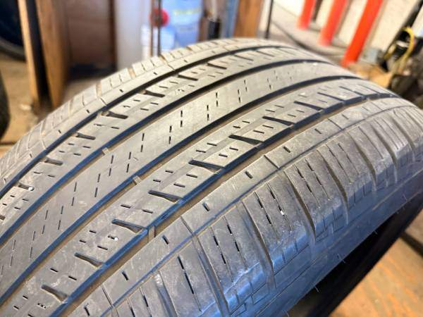 1 X single 255/40/21 M+S Goodyear Assurance Rangemax with 50% - photo 4