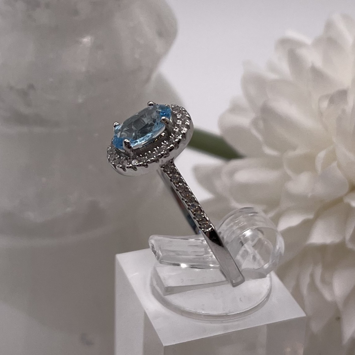 Blue Topaz & Cubic Zirconia Ring (Size 8) - photo 3