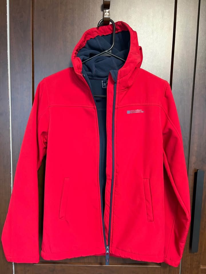 Mountain Warehouse Red Jacket Boys 11-13yrs -USED